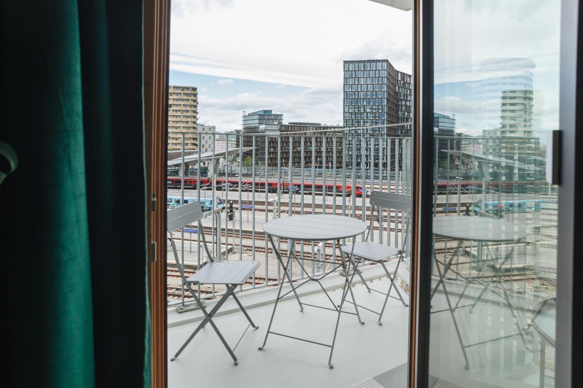 Decorous Cozy City View Suite Vienna Esterno foto
